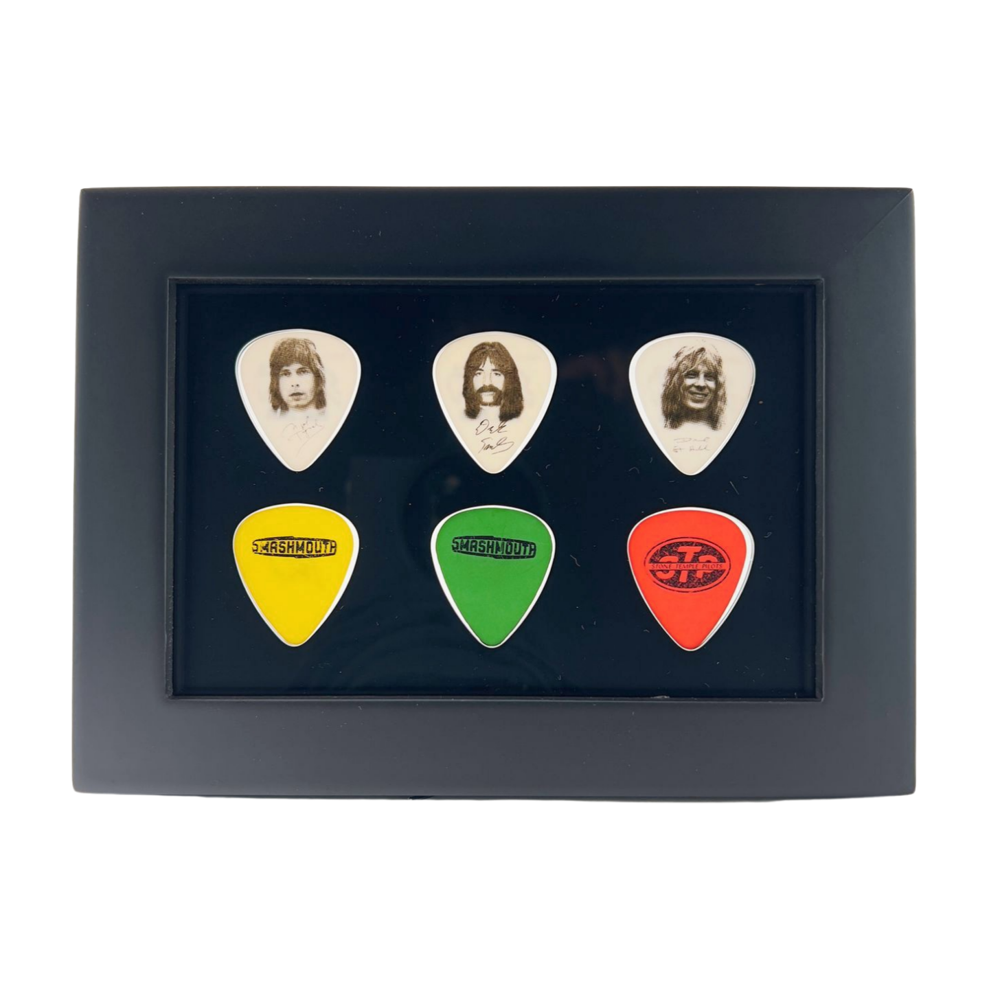 4" x 6" BLACK Horizontal - Holds 6 Guitar Picks