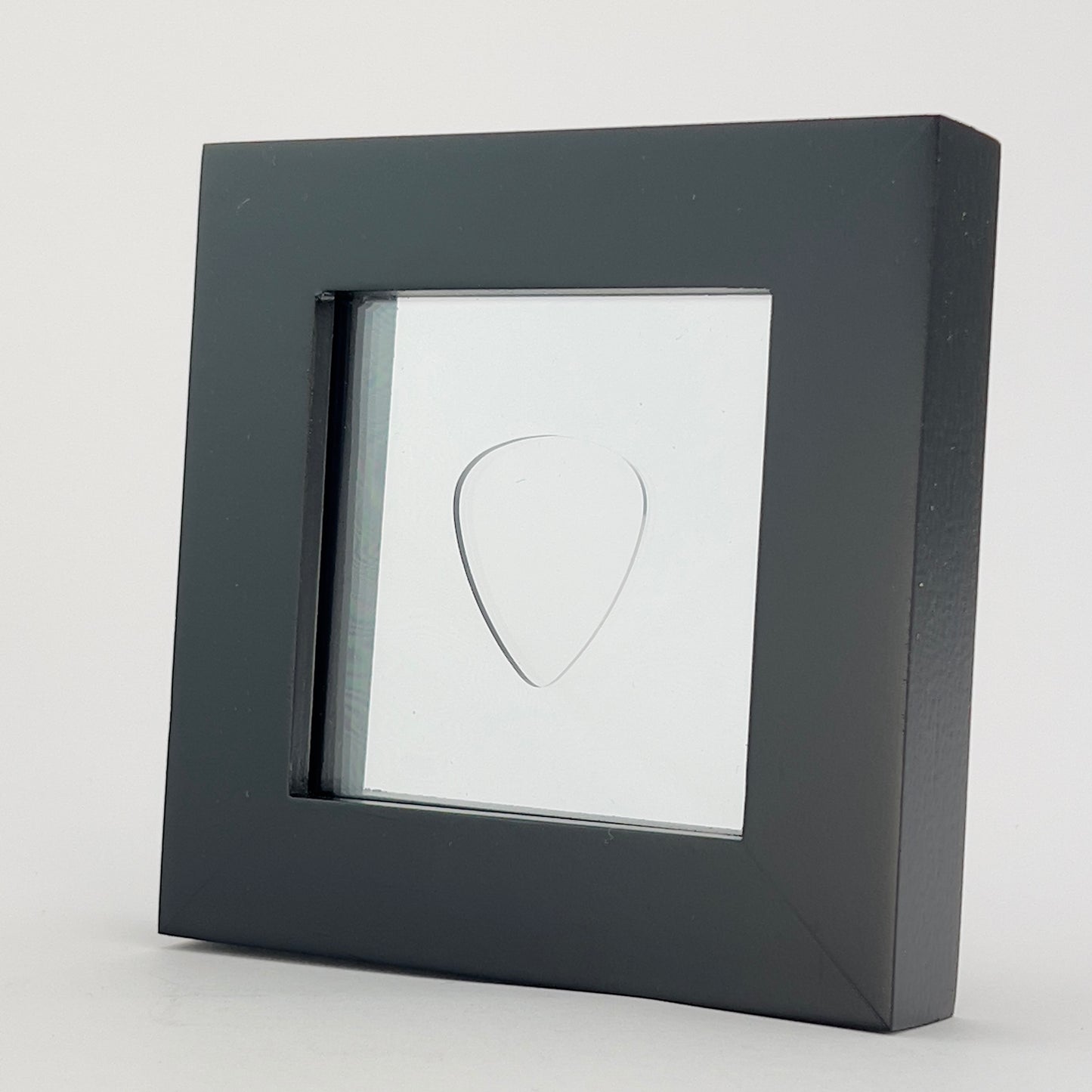 3" x 3" Regular #351 Guitar Pick Display Frame - CLEAR