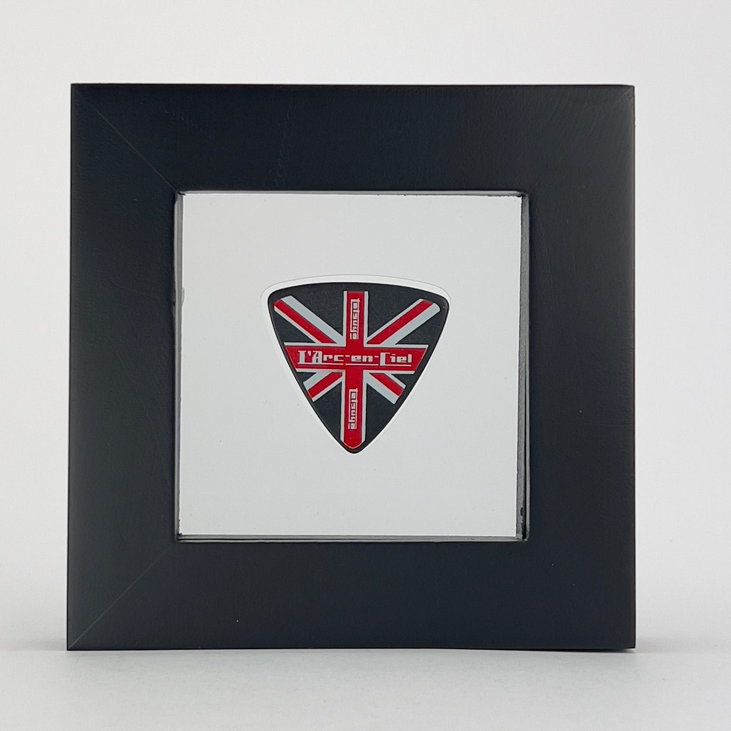 3" x 3" #346 TRIANGLE BASS Guitar Pick Display Frame - CLEAR