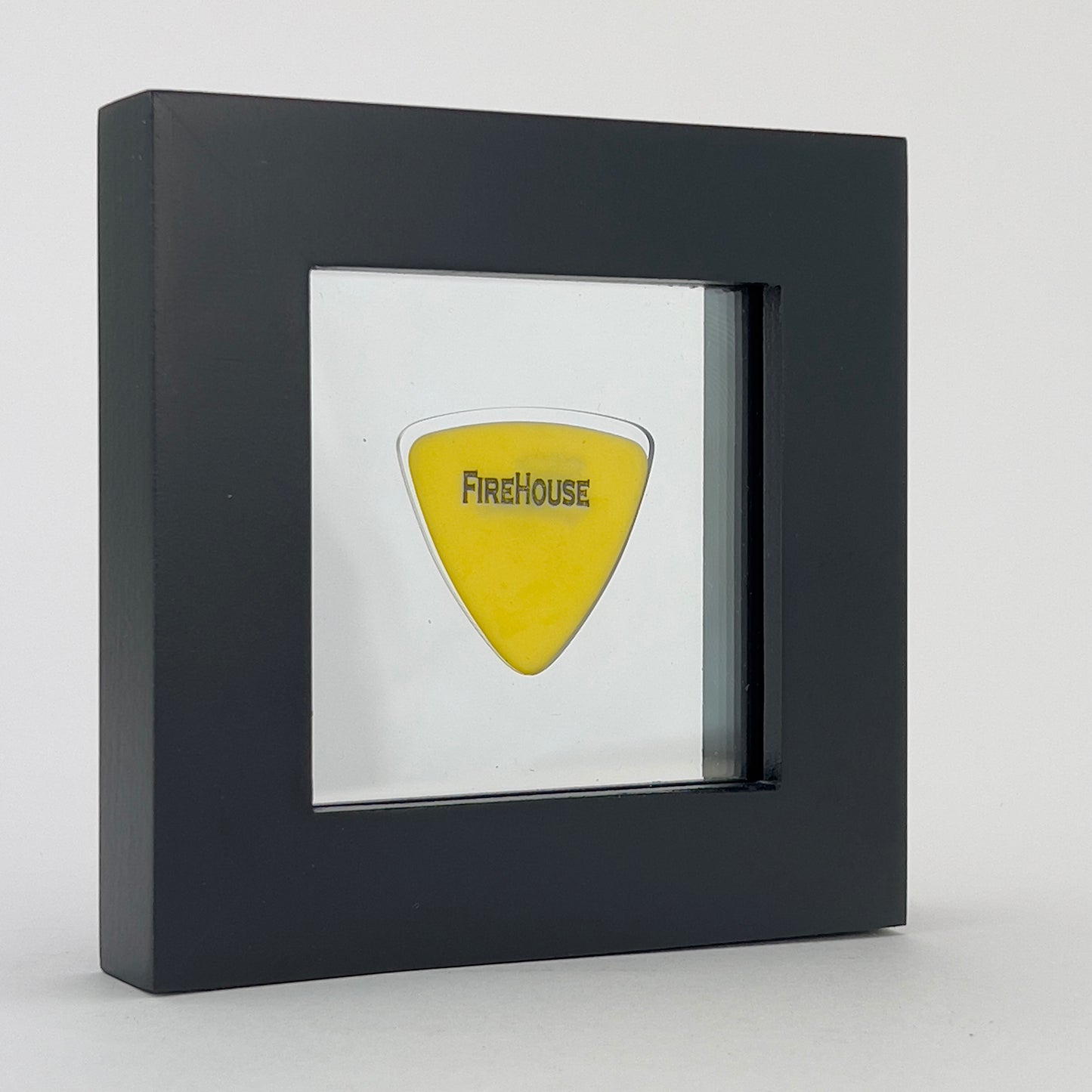 3" x 3" #346 TRIANGLE BASS Guitar Pick Display Frame - CLEAR
