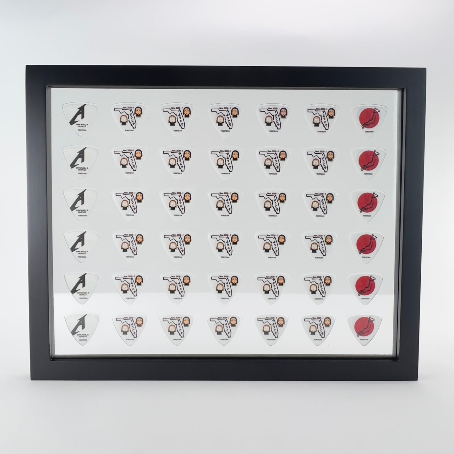 11" x 14" #346 TRIANGLE BASS Guitar Pick Display - CLEAR