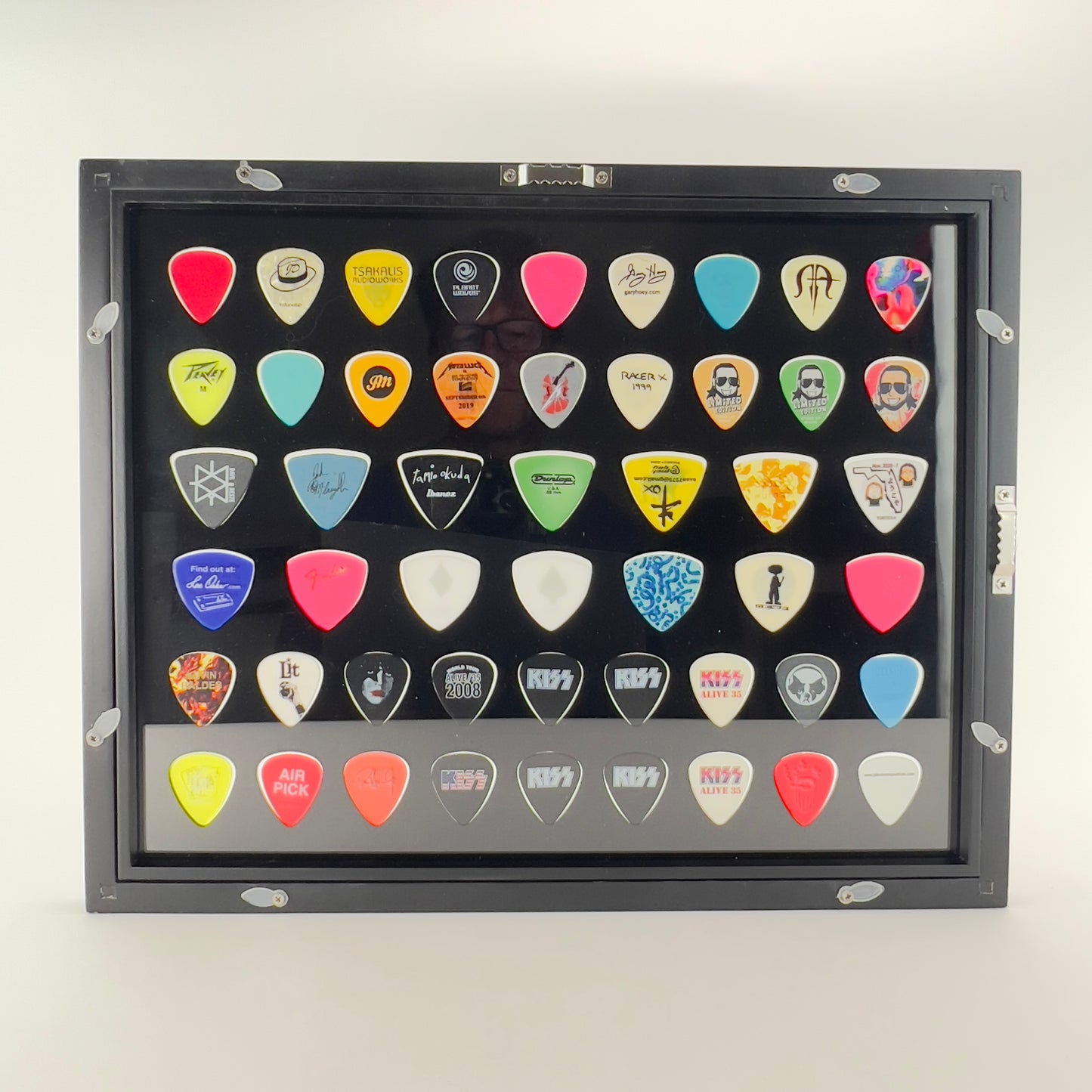 11" x 14" Combination Guitar Pick/Bass Pick Display - BLACK