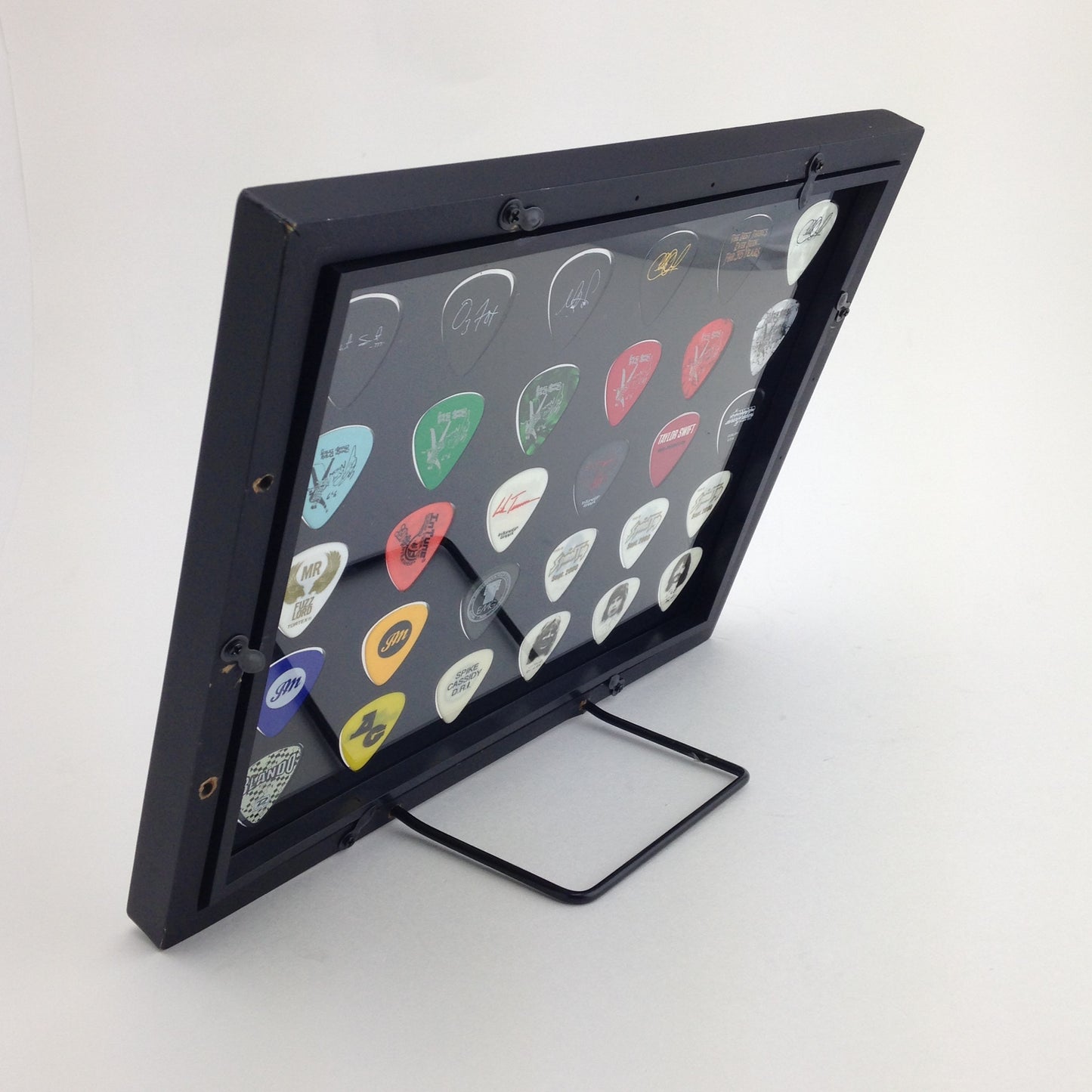 8" x 10" Horizontal Guitar Pick Display Frame - Black - HOLDS 30 PICKS
