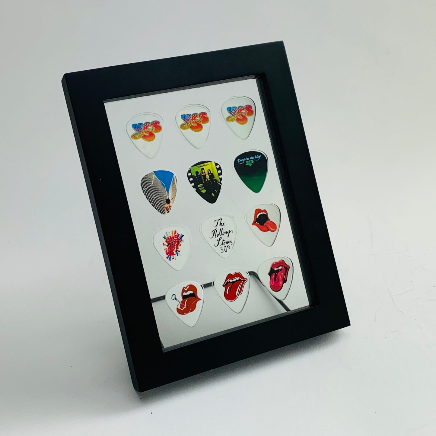 5" x 7" Vertical - Holds 12 Standard Guitar Picks