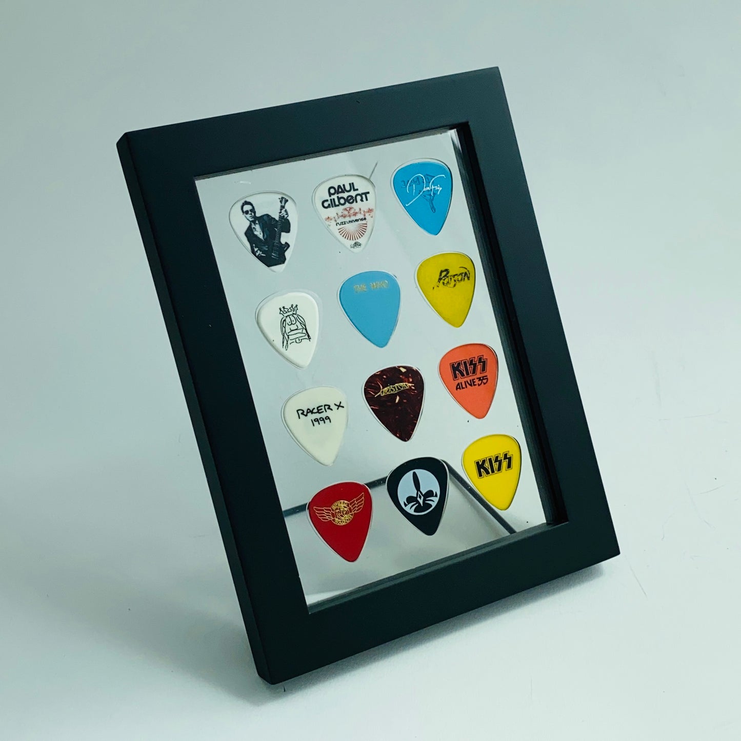 5" x 7" Vertical - Holds 12 Standard Guitar Picks