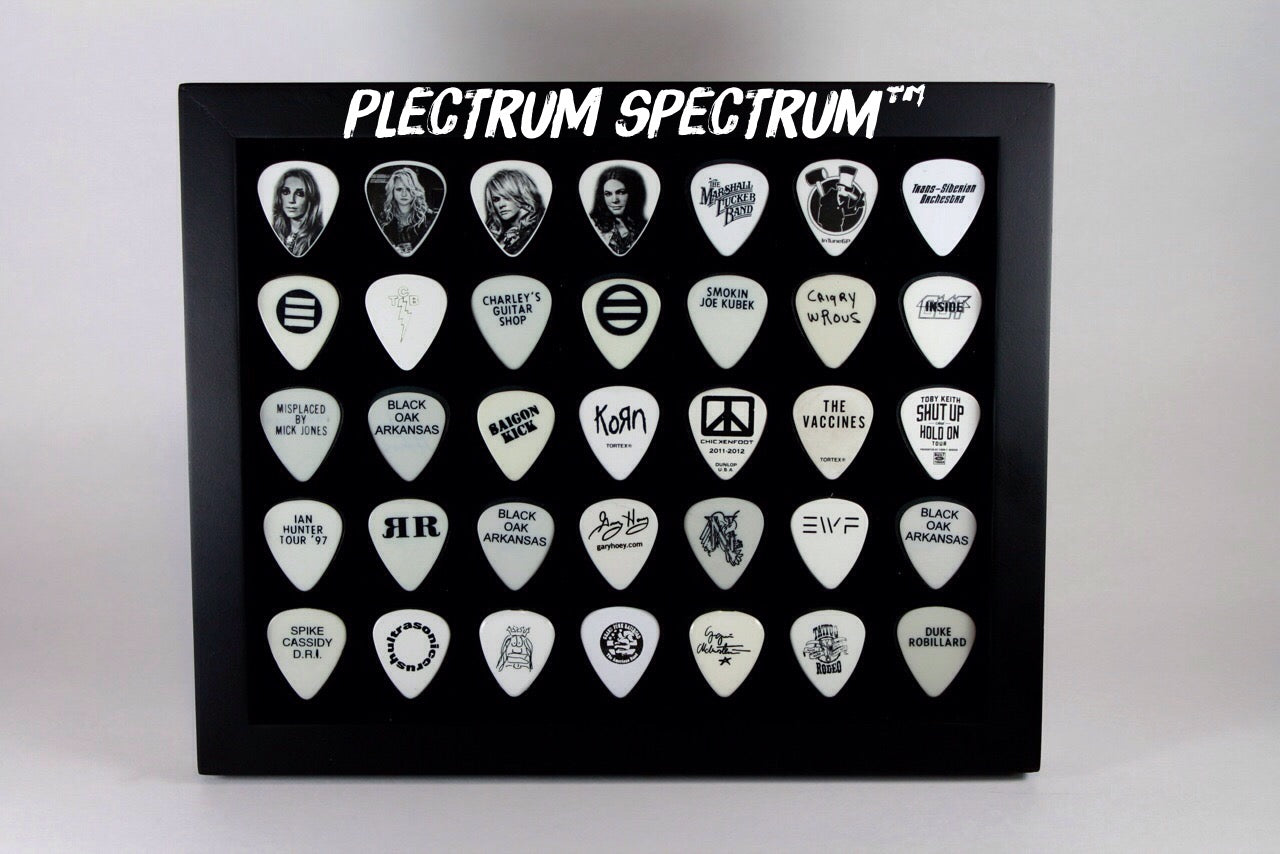 8" x 10" Horizontal Guitar Pick Display Frame - BLACK - Holds 35 Guitar Picks