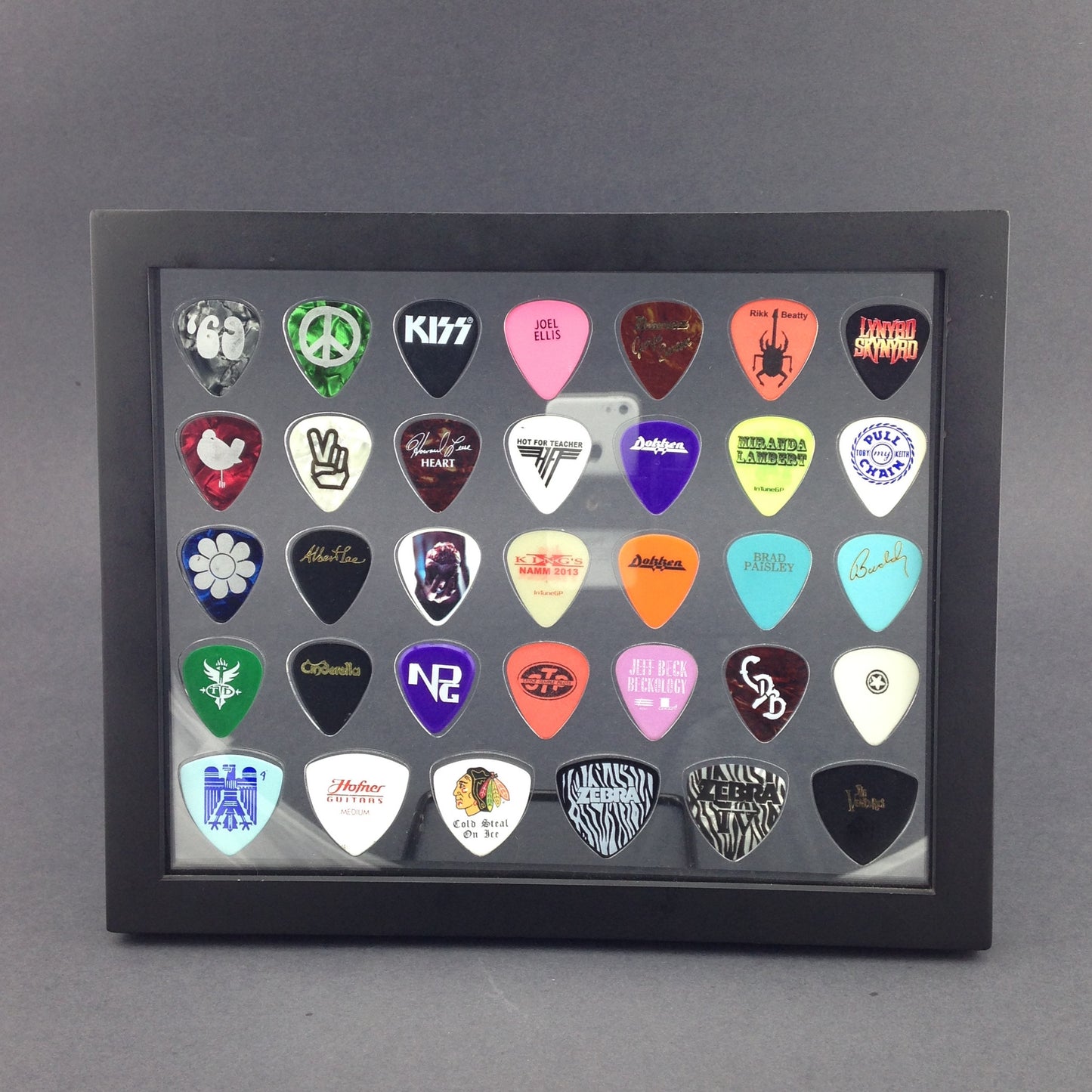 8" x 10" COMBO Horizontal Guitar Pick Display Frame - CLEAR - Holds 28 Regular BASS Picks and 6 Bass Guitar Picks