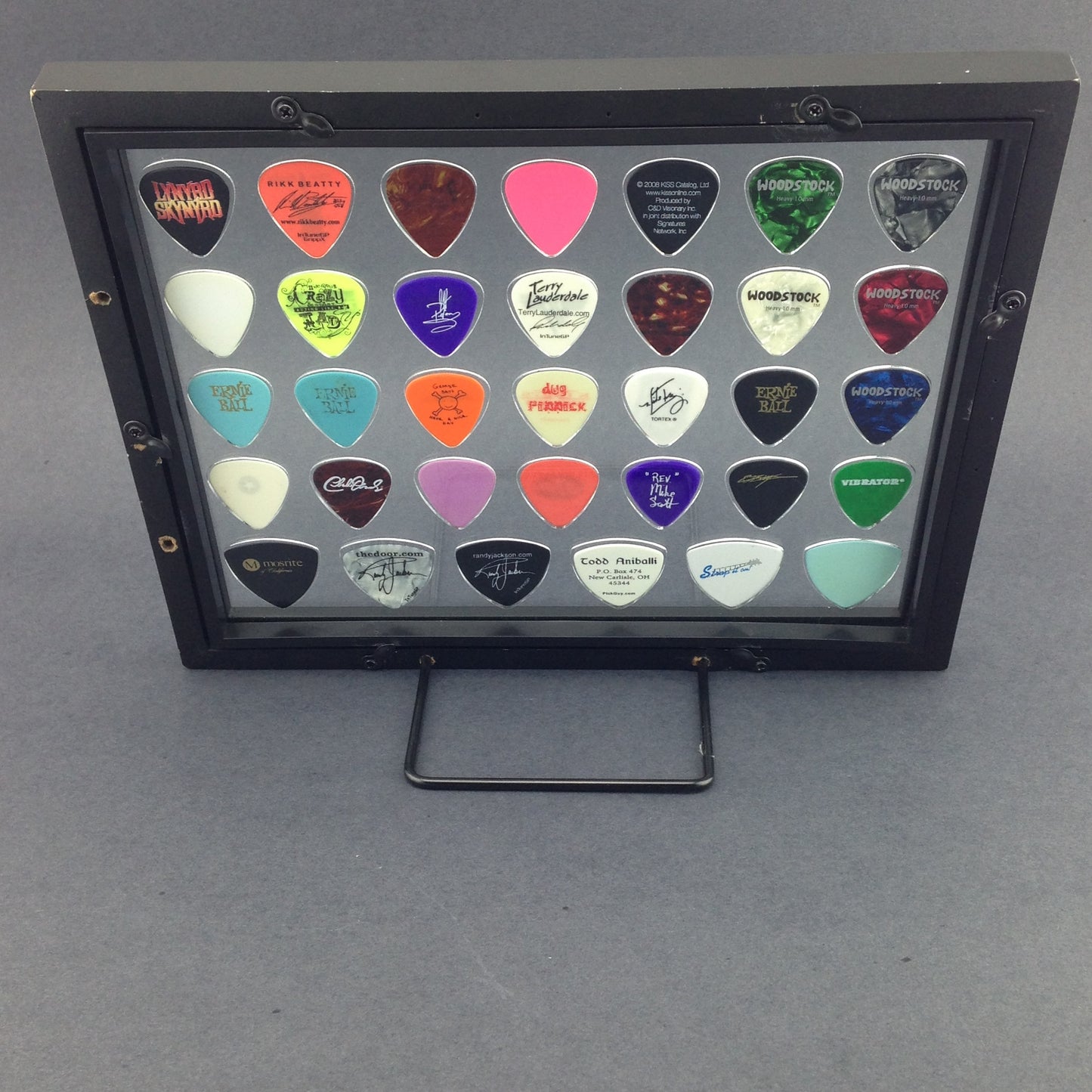 8" x 10" COMBO Horizontal Guitar Pick Display Frame - CLEAR - Holds 28 Regular BASS Picks and 6 Bass Guitar Picks